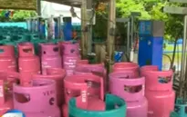 Hà Nội: Bắt quả tang hàng nghìn bình gas sang chiết trái phép
