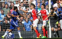 HLV Wenger: Diego Costa đáng phải nhận 2 thẻ đỏ