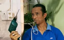 Kỳ lạ người đàn ông có khả năng truyền dẫn điện