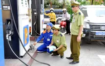 Hơn 230 cơ sở kinh doanh xăng dầu bị phạt tiền vì gian lận