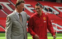 Van Gaal: “Mềm lòng” trước Di Maria, "phũ" với Victor Valdes