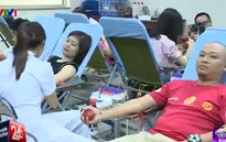 “Giọt hồng trao em” - Quà trung thu đặc biệt cho các bệnh nhi
