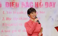 Hóa thân cô giáo, Hồng Nhung duyên dáng trên sân khấu "Giai điệu tự hào"