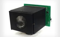 Máy ảnh tự nạp năng lượng đầu tiên trên thế giới