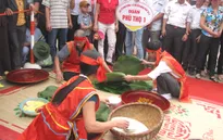 Tưng bừng lễ hội gói bánh chưng, giã bánh dày liên tỉnh tại Phú Thọ