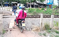 Hà Nội sẽ xử lý gần 70 đường ngang dân sinh mất an toàn