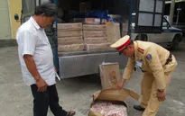 Quảng Bình: Phát hiện vụ vận chuyển 600kg đùi gà, chân gà không rõ nguồn gốc