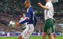 FIFA hối lộ LĐBĐ Ireland để ỉm vụ Henry dùng tay chơi bóng