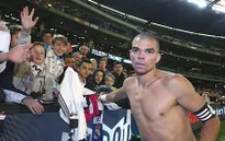 Real Madrid: Lo giữ Ramos, đừng quên Pepe