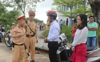 Bí thư Đà Nẵng gửi thư khen CSGT giúp cậu bé ung thư thực hiện ước mơ