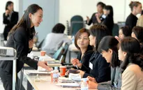 Nhiều phụ nữ Nhật Bản muốn đi làm lại sau kết hôn
