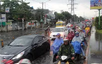Tắc đường, ngập nước - Nỗi ám ảnh của cư dân TP.HCM