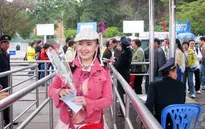 Hàng nghìn du khách thăm Vịnh Hạ Long ngày đầu năm mới