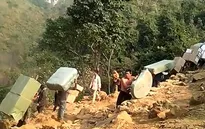 Lạng Sơn: Nan giải trong việc xử lý người mang vác hàng lậu