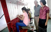 Đặc sắc thảm trang trí Lào