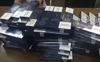 Bắt giữ gần 600 bao thuốc lá 555 nhập lậu