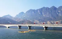Độc đáo lễ hội đua thuyền Quỳnh Nhai - Sơn La