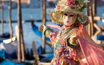 Tưng bừng Lễ hội hóa trang thành Venice