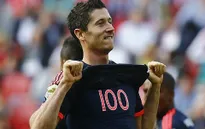Lewandowski cán mốc lịch sử, Bayern đại thắng