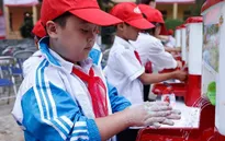Lifebuoy hưởng ứng Ngày Thế giới rửa tay với xà phòng 2014