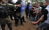 Macedonia hỗn loạn vì người di cư