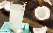 Tránh bị mất nước khi đi du lịch
