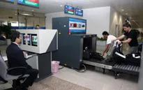 Sân bay Tân Sơn Nhất giảm thời gian làm thủ tục xuất cảnh
