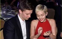 Miley đã quay lại với bạn trai ngoại tình