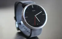 Motorola Moto 360 giảm giá mạnh tại Mỹ, chỉ còn 99,99 USD