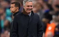 Ghế nóng bớt lung lay, Mourinho thở phào tri ân CĐV Chelsea