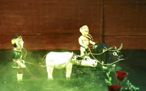 Độc đáo nghệ thuật Chèo kết hợp Rối nước