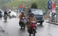 Miền Bắc chìm trong mưa rét trong Ngày Lễ tình nhân