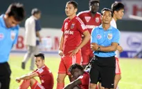V.League 2015: B. Bình Dương mất ngôi đầu, Hà Nội T&T thắng 7 sao