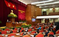 Ngày làm việc thứ bảy, Hội nghị Trung ương 13 thảo luận về công tác nhân sự