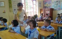 Nghệ An: Hơn 400.000 học sinh được uống sữa tươi miễn phí