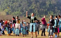 Xuân về trên bản người H’Mông