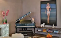 Chiêm ngưỡng ngôi nhà "Giấc mơ Barbie" đẹp lung linh