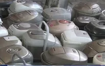 TP.HCM: Bắt giữ container nhập lậu chứa gần 400 sản phẩm điện tử, điện gia dụng