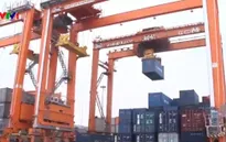 Nền kinh tế quay lại trạng thái nhập siêu