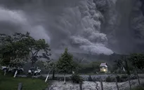 Mexico: Núi lửa Colima phun trào, người dân phải sơ tán