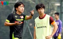 HLV Miura nổi cáu trên sân tập của Olympic Việt Nam