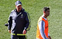 Rafa Benitez chưa mất ghế, tương lai Ronaldo được đảm bảo