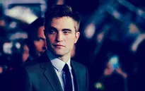 Robert Pattinson đang gặp rắc rối tiền bạc?