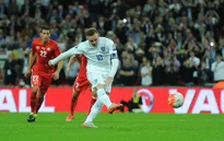 Top 5 pha lập công đẹp mắt nhất của Rooney trong màu áo Tam sư