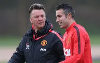 Van Persie "bỏ quên" Van Gaal khi hồi tưởng về Man Utd