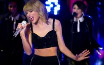 Taylor Swift lại lập kỷ lục trên Bảng xếp hạng Billboard