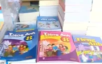 Thiếu sách giáo khoa thí điểm tiếng Anh ở nhiều tỉnh phía Nam