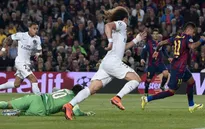 Thua tan tác tại Camp Nou, thủ môn PSG "ngả mũ" trước Barcelona