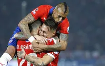 Vargas lập siêu phẩm, chủ nhà Chile đặt chân vào chung kết Copa America 2015