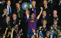 Xavi sắp ngồi “ghế nóng” ở Barcelona